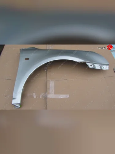 Крыло переднее SPARD (с отв. под повторитель, правое) Toyota Avensis T250 седан дорестайлинг (2003-2006)