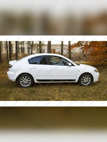 Молдинг двери RA (задний левый) (Поверхность шагрень) Mazda 3/Axela  BK (2003-2009) дорестайлинг седан, рестайлинг седан