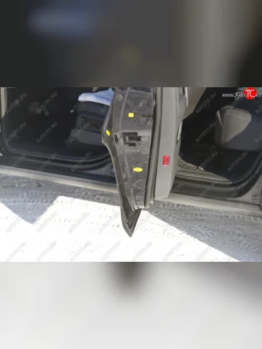 Накладки на внутренние пороги дверей RA Volkswagen Touareg  1 GP (2006-2010) рестайлинг