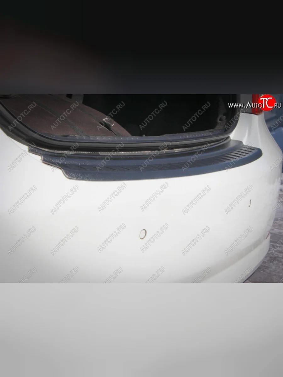 Накладка защитная на задний бампер Yuago Hyundai Solaris RBr седан рестайлинг (2014-2017)  в Воронеже Воронежской области