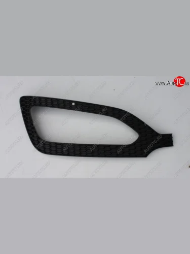 Вставка под ПТФ SPARD (правая) Hyundai Santa Fe DM дорестайлинг (2012-2016)