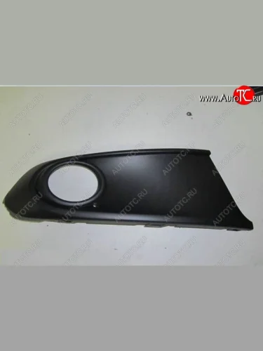 Рамка ПТФ NSP (правая) Volkswagen Polo Mk5 6R,6C,61 седан дорестайлинг (2009-2015)