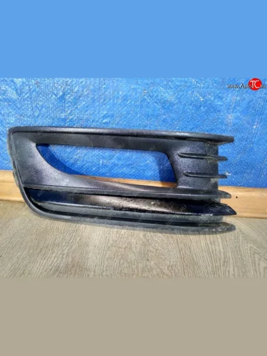 Рамка ПТФ (правая) NSP Volkswagen Polo Mk5 6R,6C,61 седан рестайлинг (2015-2020)