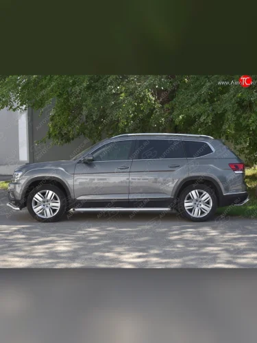 Пороги труба d63 с листом   Russtal Volkswagen Teramont 1 CA1 дорестайлинг (2016-2020)
