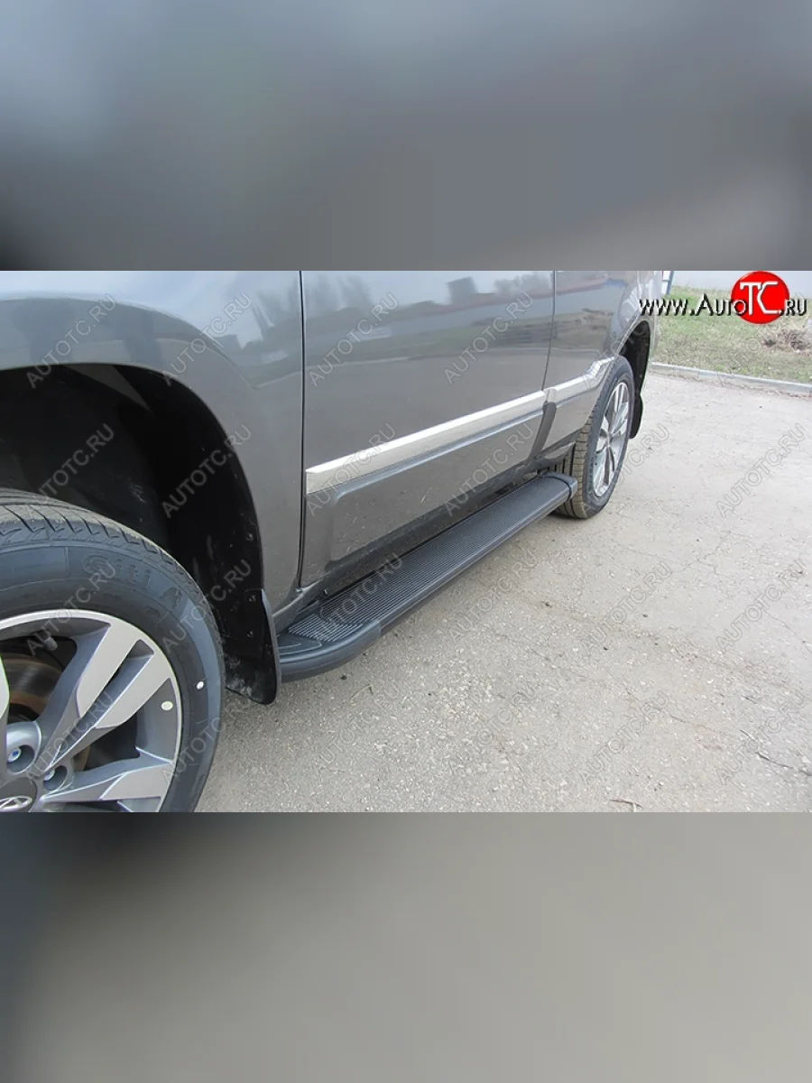 Алюминиевые пороги для ног Slitkoff (Optima) Chery Tiggo 3 (2014-2020) (Чёрные)  в Керчи Республика Крым