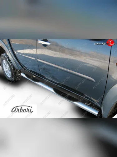 Защита штатных порогов TRITON Arbori (с проступью, нержавейка, d76 mm). Mitsubishi L200 4  дорестайлинг (2006-2014)