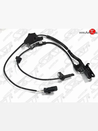 Левый датчик ABS передний SAT Toyota Prius Alfa лифтбек рестайлинг (2011-2015)