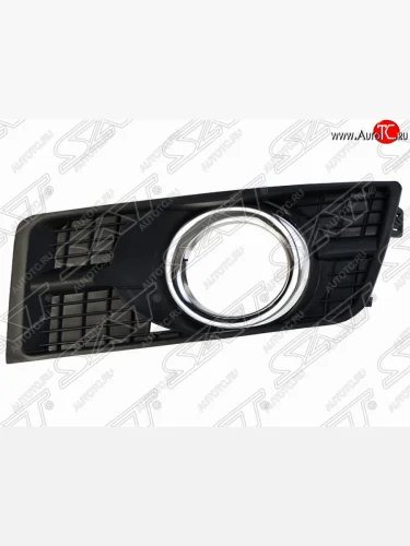 Левая оправа противотуманной фары SAT Cadillac SRX дорестайлинг (2010-2012)