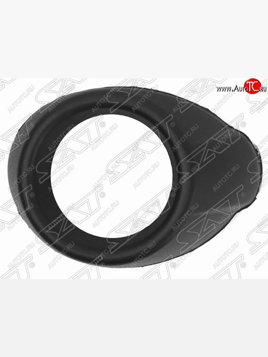 Левая рамка противотуманной фары SAT (черная) Ford Focus 3 универсал дорестайлинг (2010-2015)  в Керчи Республика Крым