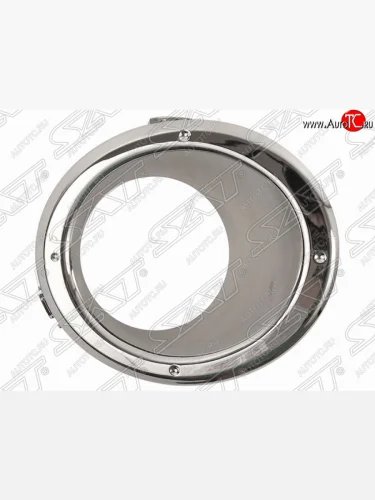 Левая рамка противотуманной фары SAT Nissan Patrol 6 Y62 дорестайлинг (2010-2014)