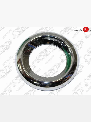 Левая рамка противотуманной фары SAT (хром) Toyota RAV4 XA305 5 дв. дорестайлинг (2005-2009)