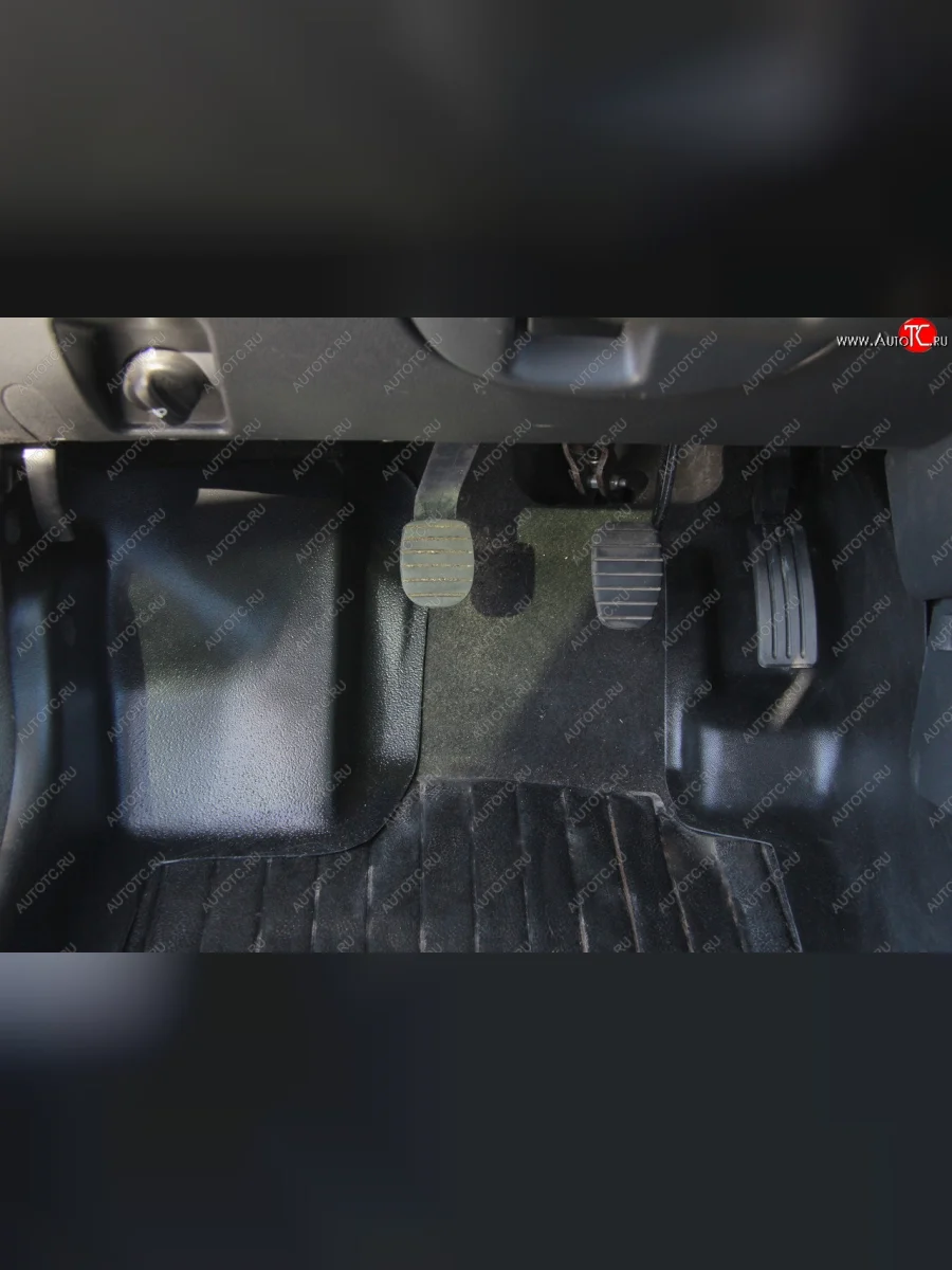 Накладки на ковролин АртФорм Renault Duster HS дорестайлинг (2010-2015) (Передние боковые)  в Перми Пермском крае