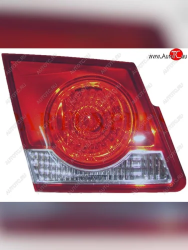 Левый фонарь в крышку багажника SAT (внутренний) Chevrolet Cruze J300 седан дорестайлинг (2009-2012)