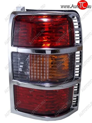 Правый фонарь (хром/хрусталь) SAT Mitsubishi Pajero 2 V30/V40 5 дв. дорестайлинг (1991-1997)