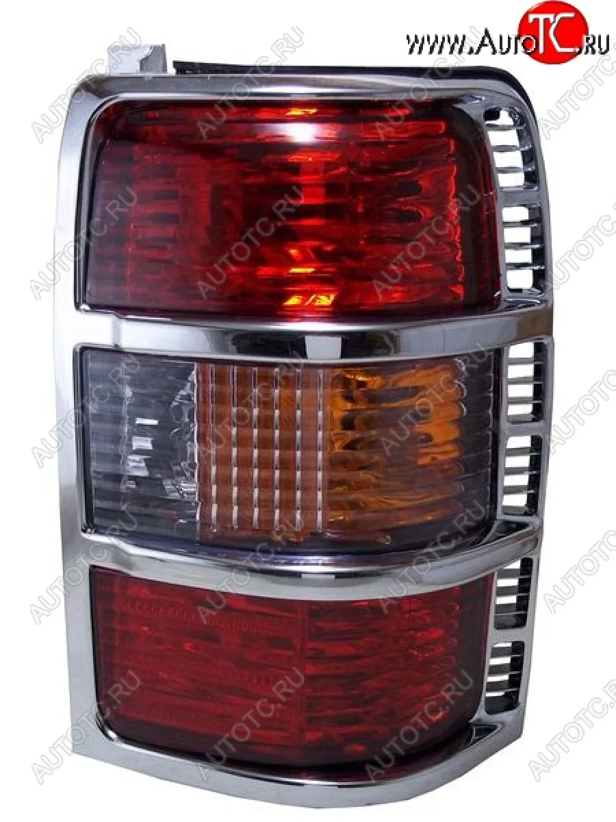 Правый фонарь (хром/хрусталь) SAT  Mitsubishi Pajero (1991-1997) 2 V30/V40 5 дв., 2 V20  в Керчи Республика Крым