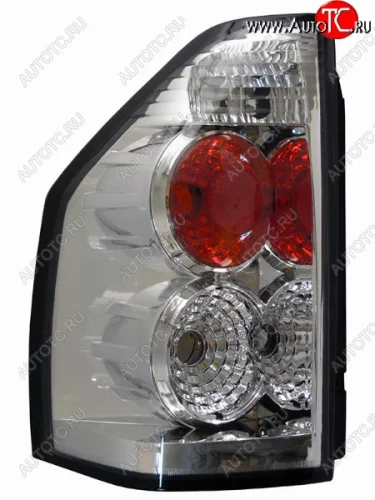 Левый задний фонарь SAT (хром) Mitsubishi Pajero ( 3 V70,  3 V60) (2003-2006) рестайлинг