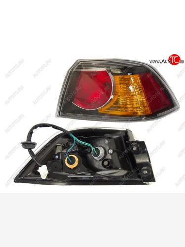 Правый задний фонарь SAT (черный) Mitsubishi Lancer 10 CY седан дорестайлинг (2007-2010)