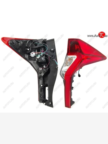 Правый фонарь SAT Mitsubishi Pajero Sport  QE (2015-2021) дорестайлинг