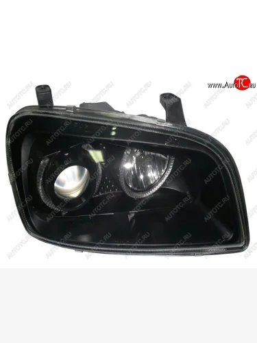 Правая фара (чёрная/линза) SAT Toyota RAV4 XA10 3 дв. дорестайлинг (1994-1997)