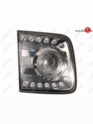 Левый фонарь (внутренний) SAT Nissan Patrol 6 Y62 дорестайлинг (2010-2014)