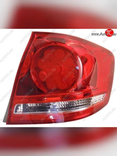 Правый фонарь SAT v1 Toyota Allion T240 седан рестайлинг (2004-2007)