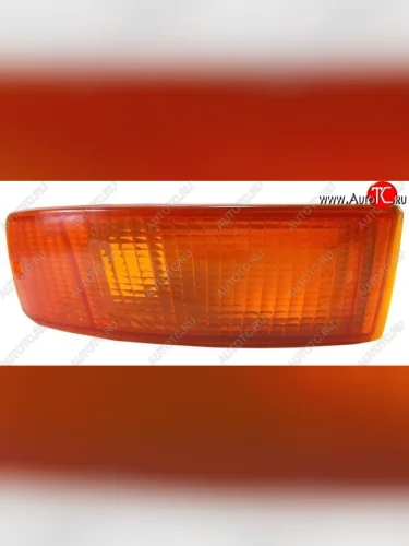 Правый поворотник SAT (жёлтый) Audi 80 B4 седан (1992-1996)