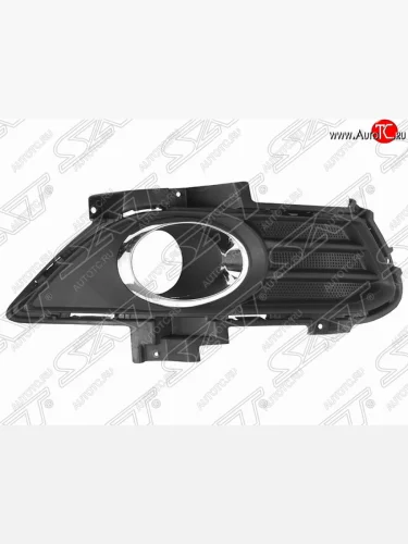 Правая оправа противотуманной фары SAT (хром ободок) Ford Mondeo MK5 CD391 дорестайлинг седан (2014-2018)