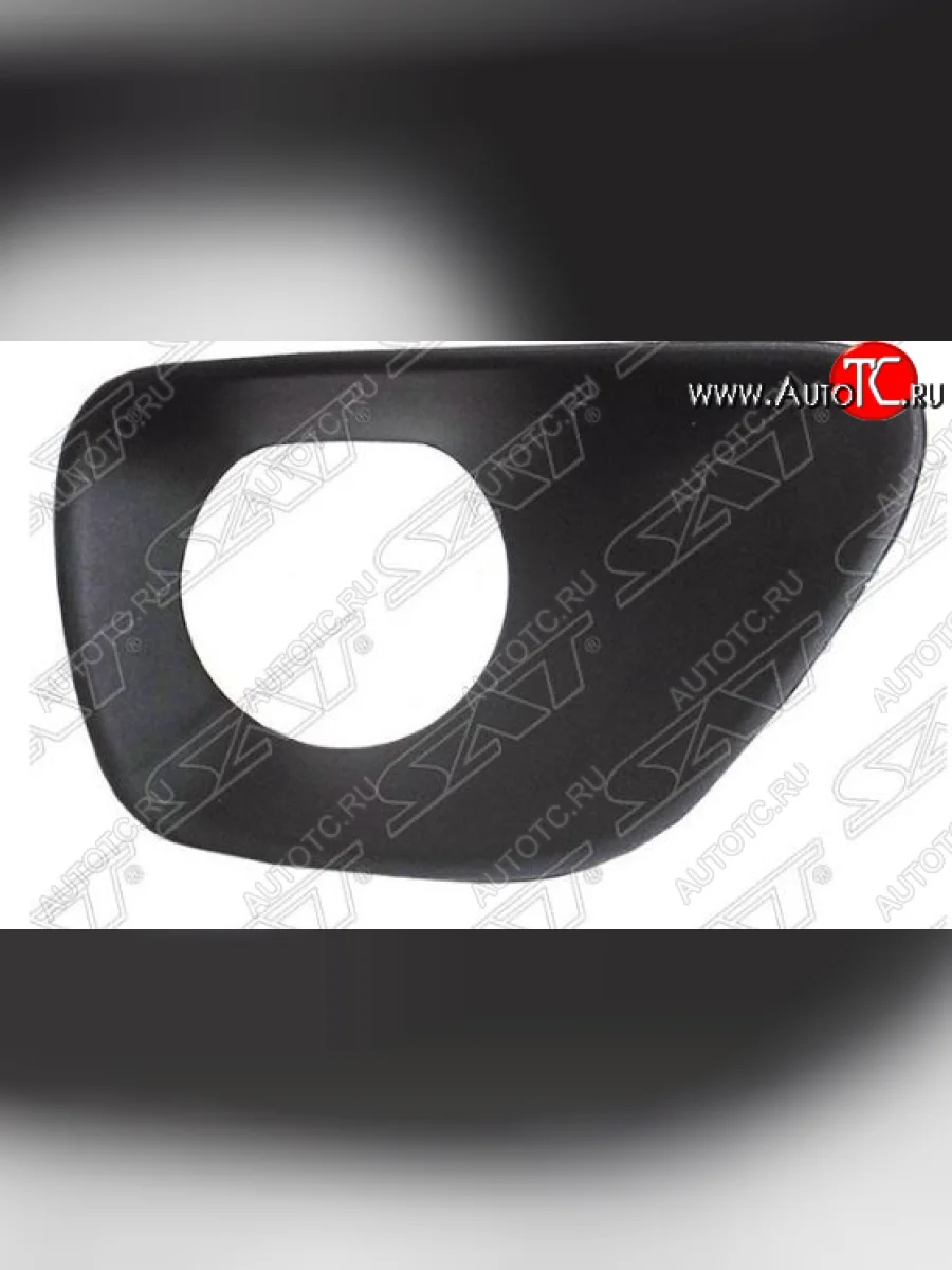 Правая оправа противотуманной фары SAT Jeep Grand Cherokee WK2 дорестайлинг (2010-2013)  в Самаре Самарской области