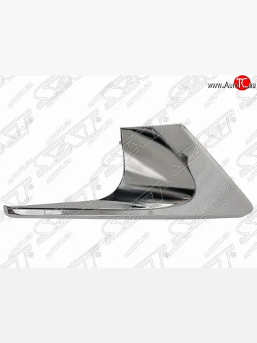 Правая рамка противотуманной фары SAT Toyota Land Cruiser 200 2-ой рестайлинг (2015-2021)