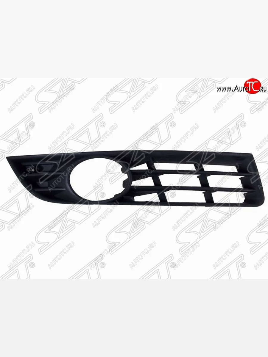 Правая рамка противотуманной фары SAT Volkswagen Passat B6 (2005-2011) седан, универсал с доставкой в г. Кемерово