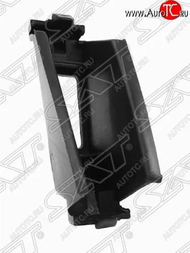 Правое крепление переднего бампера SAT (верхнее, под решеткой) Mazda Demio 3 DE рестайлинг (2011-2014)