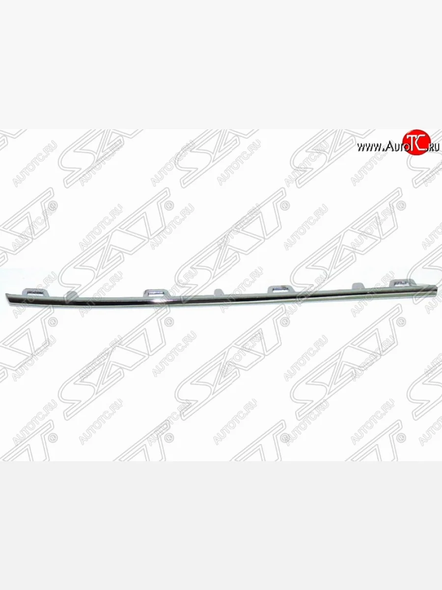 Правый молдинг решетки радиатора SAT (верхний) Volkswagen Amarok дорестайлинг (2009-2016)  в Воронеже Воронежской области