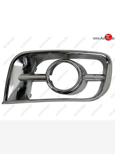 Левая вставка в бампер под ПТФ SAT (хром, под широкую кабину) Toyota Hiace  H200 (2004-2010) минивэн (Япония) дорестайлинг , минивэн (Япония) 1-ый рестайлинг