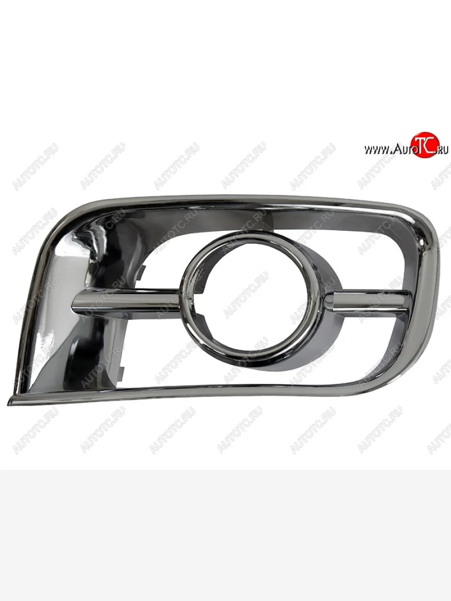 Левая вставка в бампер под ПТФ SAT (хром, под широкую кабину)  Toyota Hiace (2004-2010) H200  в Самаре Самарской области