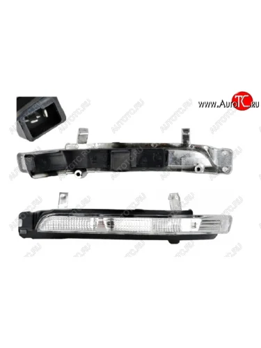 Правый повторитель указателя поворота зеркала заднего вида TYC Skoda Octavia  2 A5 (2008-2013) лифтбэк рестайлинг, рестайлинг универсал