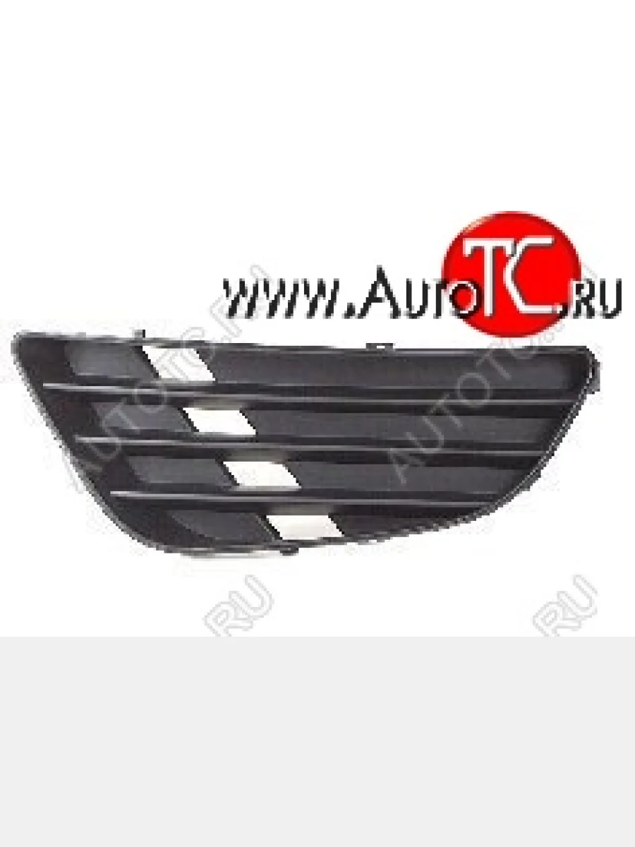 Правая Заглушка ПТФ в бампер SAT Ford Fiesta 5 хэтчбэк 5 дв. дорестайлинг (2001-2005)  в Керчи Республика Крым