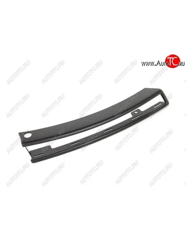 Правый молдинг на передний бампер (под поворотник) SAT Volkswagen Passat B6 универсал (2005-2010)
