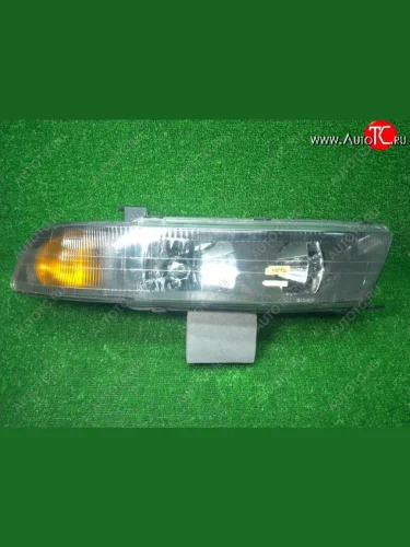 Правая фара передняя Original Mitsubishi Galant 8  дорестайлинг седан (1996-1998)