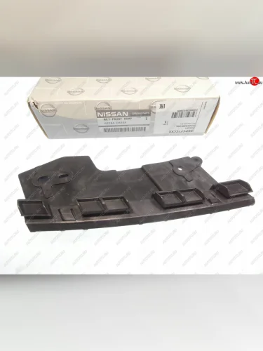 Правый кронштейн под фару Original Nissan Tiida 1 C11 хэтчбэк дорестайлинг, Япония (2004-2007)