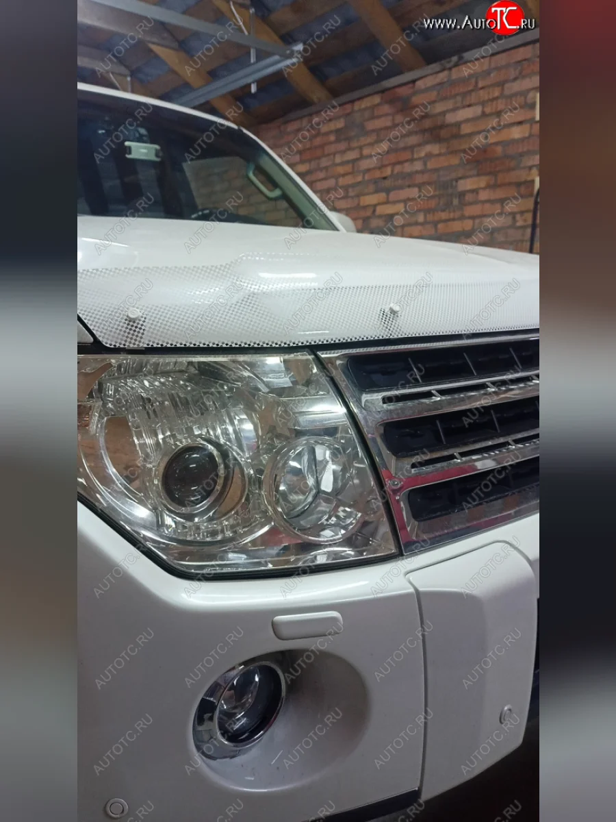 Дефлектор капота CA-Plastiс Mitsubishi Pajero 4 V90 2-ой рестайлинг (2014-2020) (серия Шелкография белая)  в Самаре Самарской области
