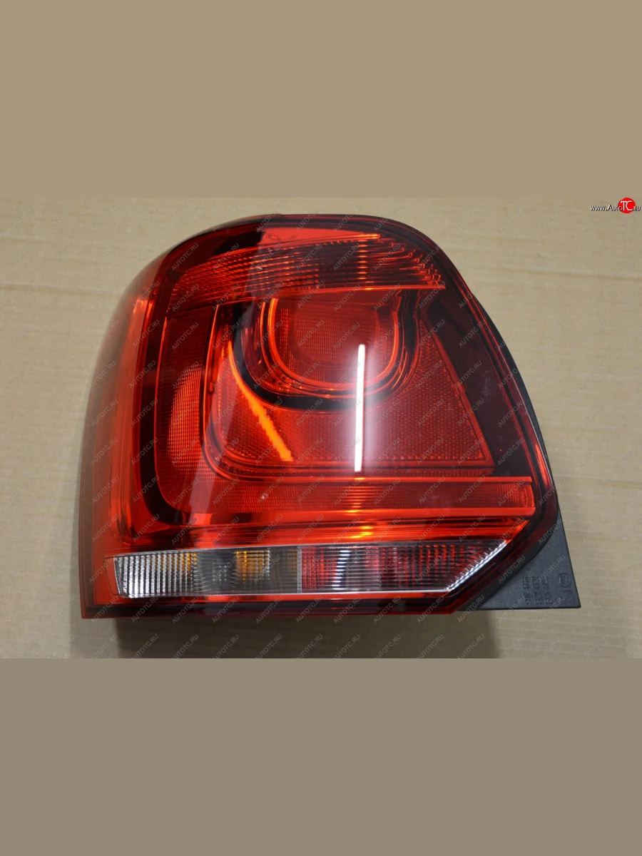 Левый фонарь задний VAG Volkswagen Polo Mk5 6R,6C,61 седан дорестайлинг (2009-2015)  в Самаре Самарской области