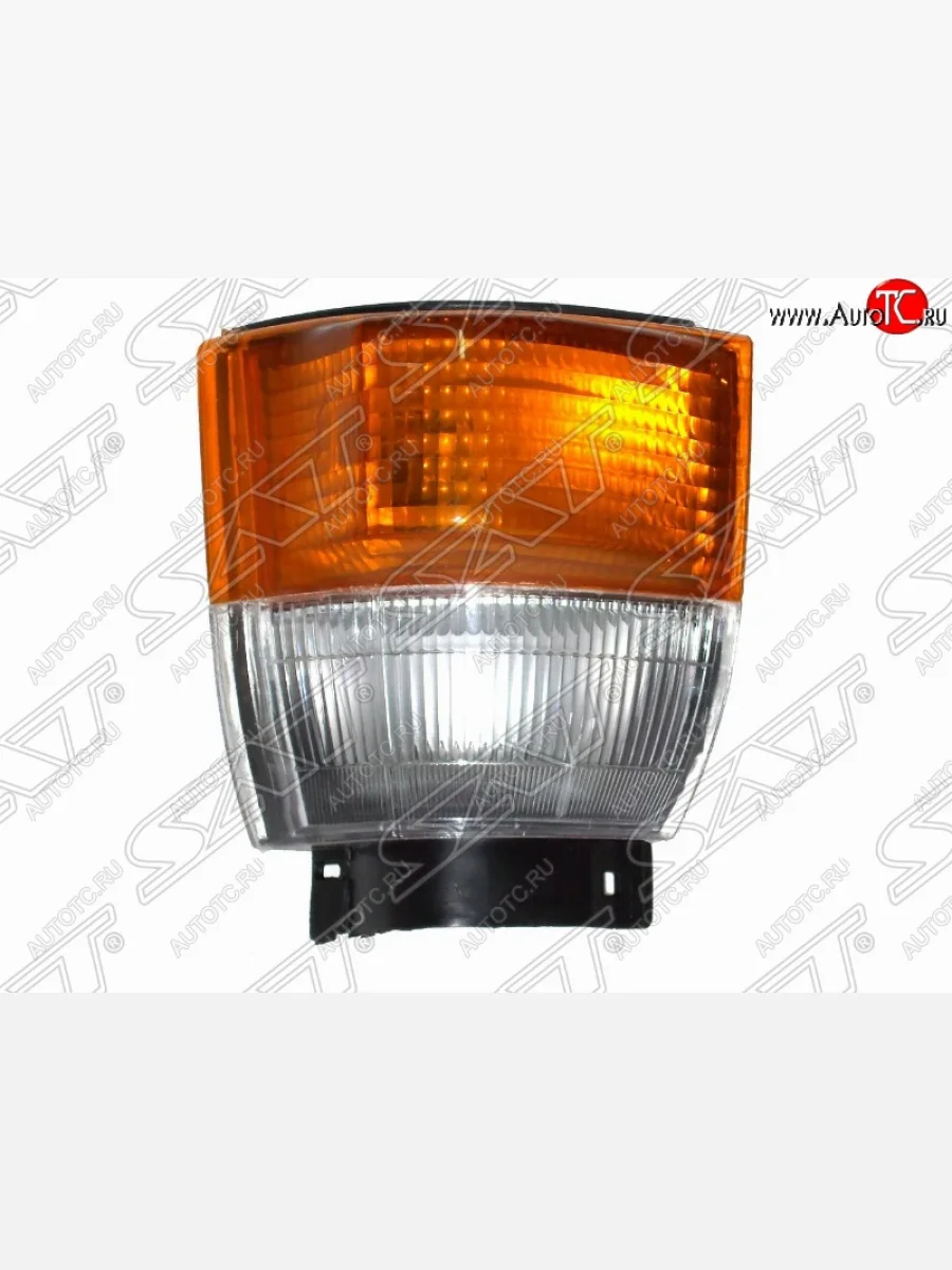 Правый указатель поворота передний (бело-желтый) SAT  Nissan Atlas (1992-2007) F23  в Керчи Республика Крым