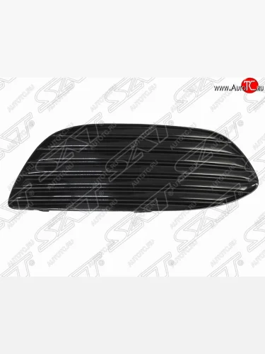 Правая Заглушка воздухозаборника в передний бампер SAT (AMG - заглушка) Mercedes-Benz C-Class W205 дорестайлинг седан (2015-2018)