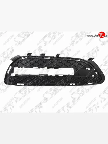 Правая вставка в передний бампер SAT (под ДХО, AVANTGARDE) Mercedes-Benz E-Class W212 дорестайлинг седан (2009-2012)