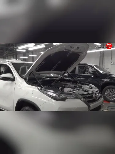 Упоры капота Russtal Toyota Fortuner AN160 рестайлинг (2020-2025)