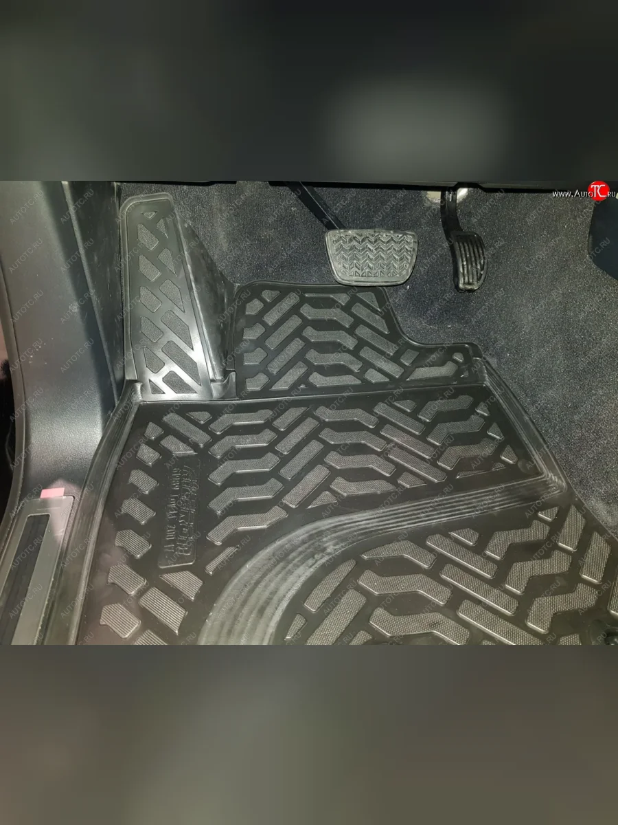 Коврики салона Aileron (3D) Toyota Land Cruiser 200 2-ой рестайлинг (2015-2021)  в Керчи Республика Крым