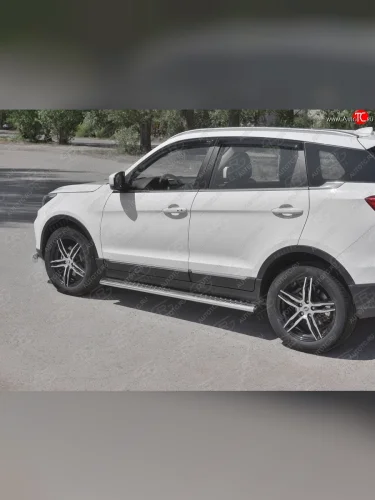 Защита порогов (Ø120x60 мм с проступью, нержавейка) Russtal Lifan X70 (2018-2025)