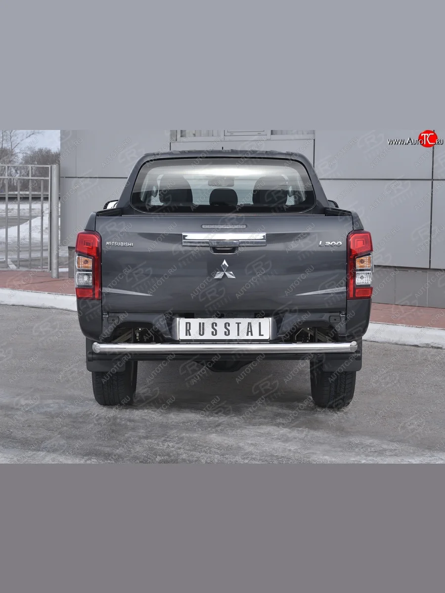 Защита заднего бампера (Ø63 мм, нержавейка) RUSSTAL Mitsubishi L200 5 KK,KL рестайлинг (2018-2022)  с доставкой в г. Керчь
