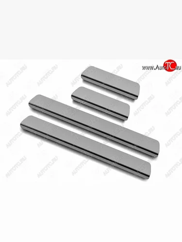 Пороги накладки Russtal (Нержавейка шлифованная без надписи) Lexus LX570 J200 2-ой рестайлинг (2015-2022)