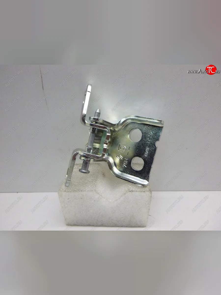 Петля передней правой двери LADA804207876R Лада ВАЗ Веста Кросс SW 2181 универсал дорестайлинг (2017-2023) (Нижняя)  в Керчи Республика Крым